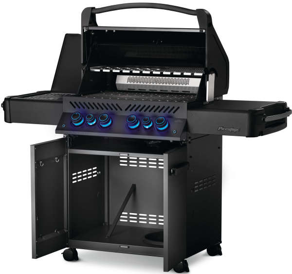 All Black BBQ with Illuminated buttons Alfresco Diss